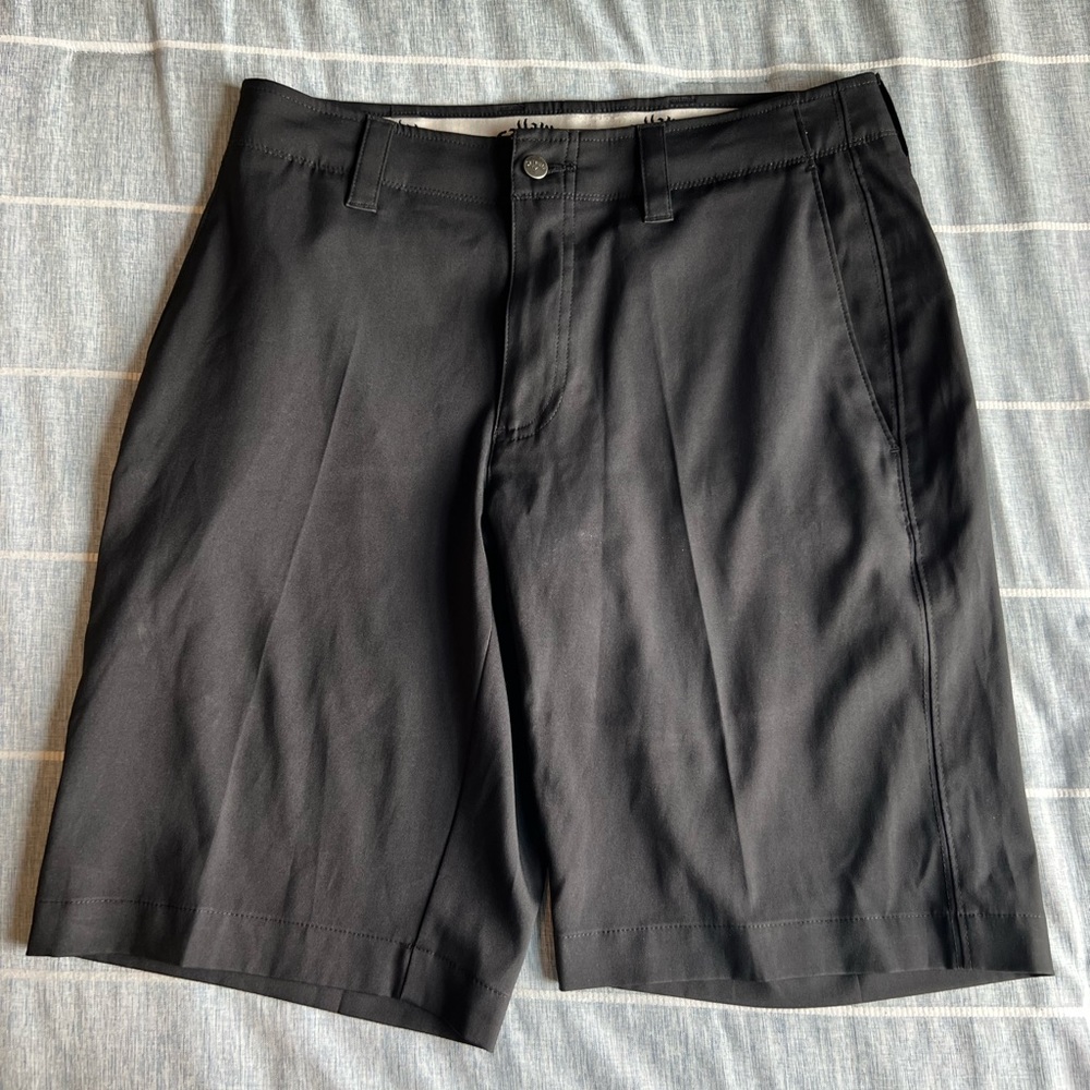 Mens Callaway golf shorts.